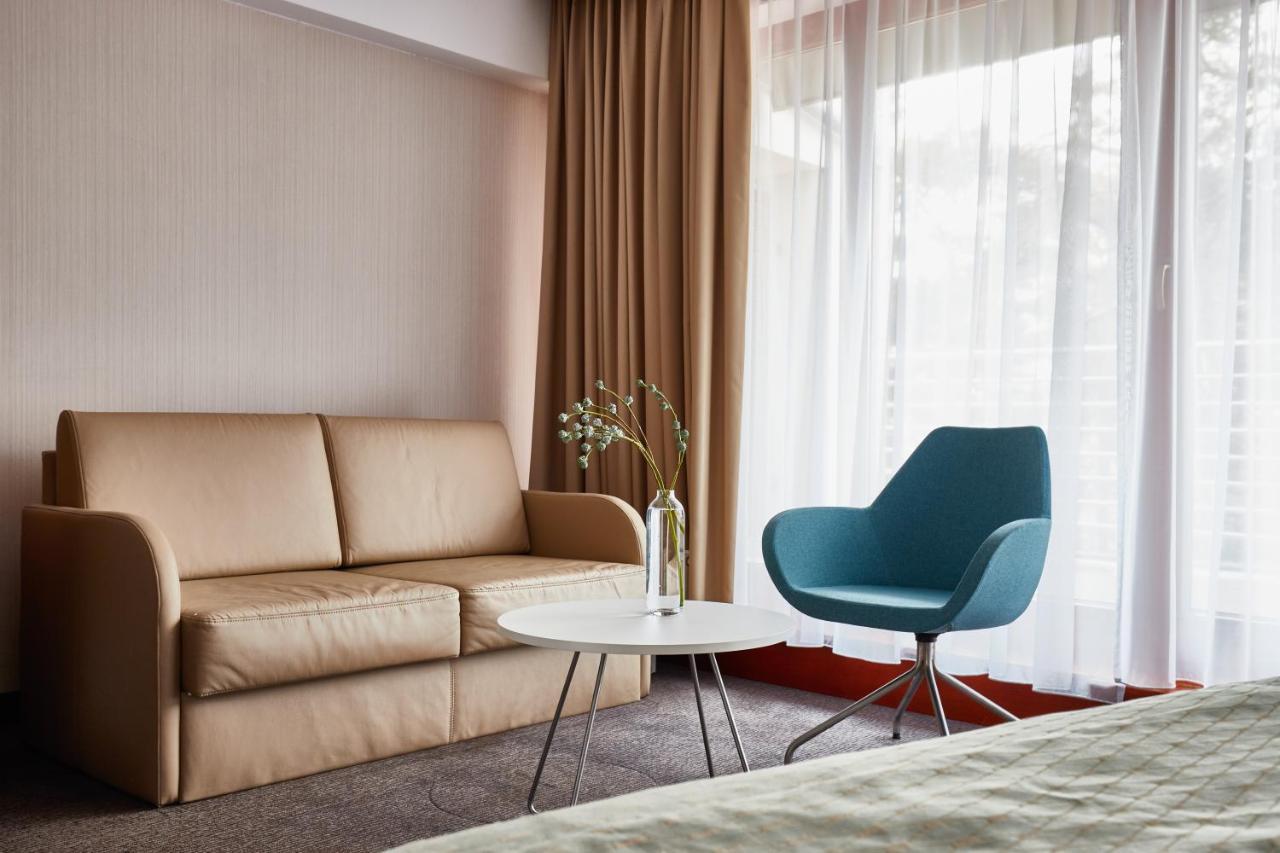 Hotel Dom Zdrojowy Resort & Spa - Destigo Hotels Jastarnia Kültér fotó