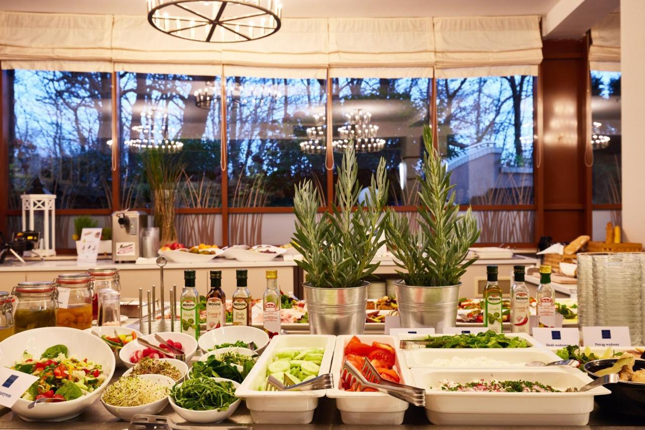 Hotel Dom Zdrojowy Resort & Spa - Destigo Hotels Jastarnia Kültér fotó